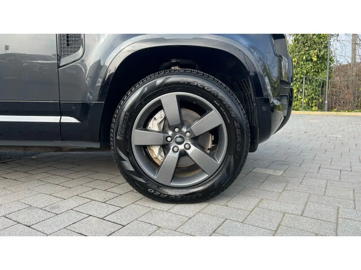 2023-land-rover-110-defender-30-d300-hard-top-x-dynamic-hse-110-big-7
