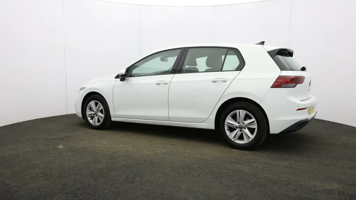 2022-volkswagen-golf-15-tsi-life-150ps-hatchback-big-55