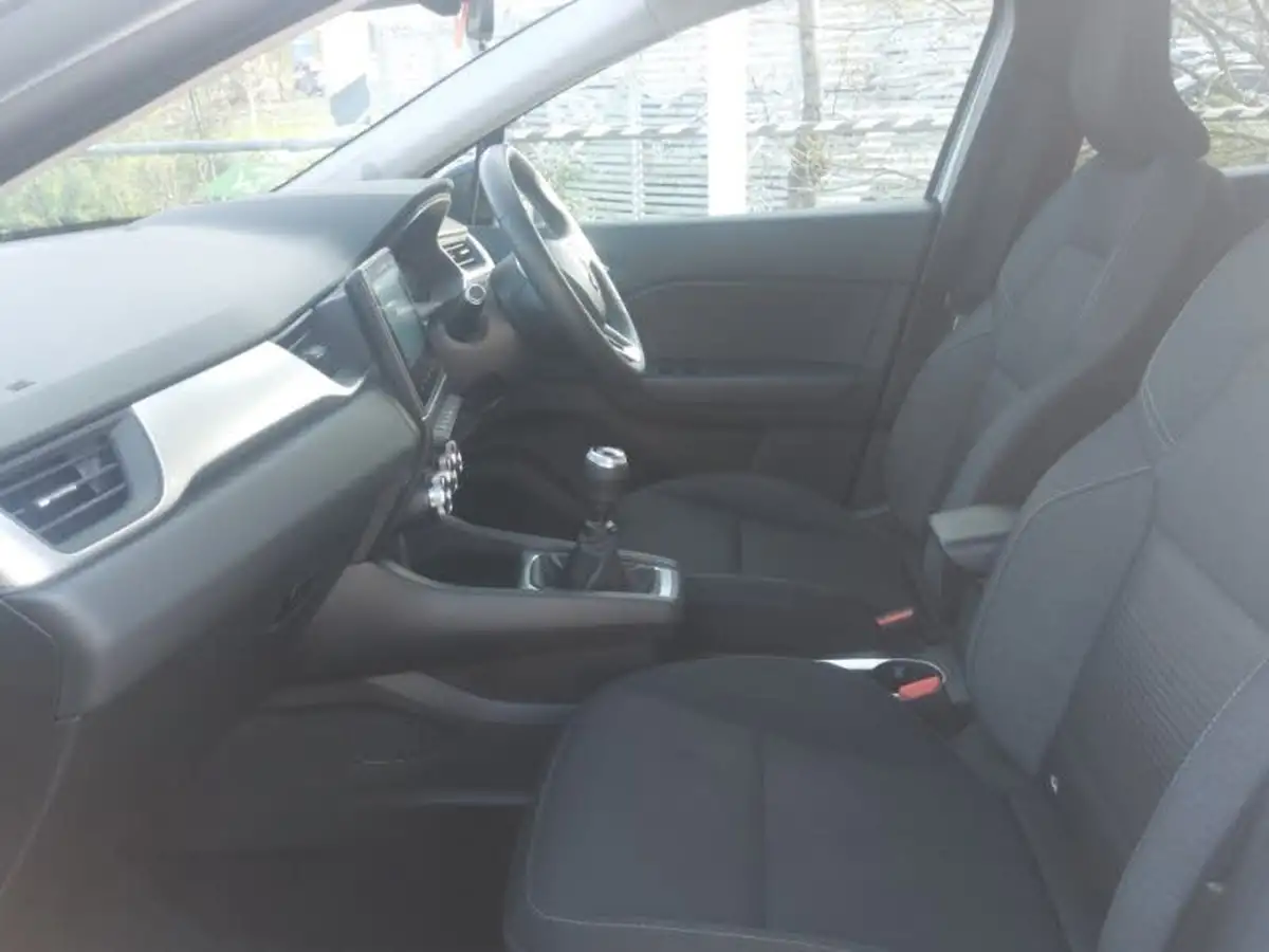 2021-renault-captur-10-tce-iconic-90ps-big-4