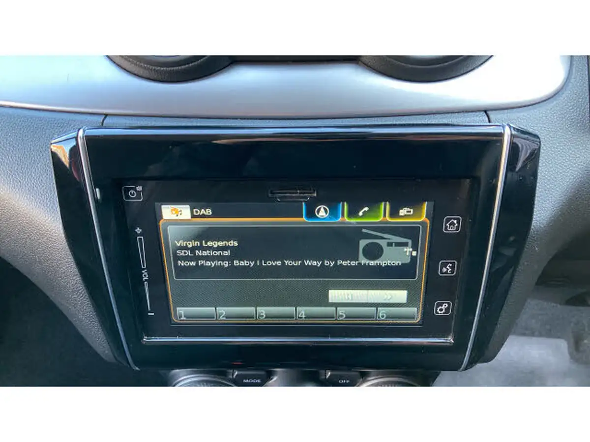 2021-suzuki-swift-12-dualjet-sz5-big-24
