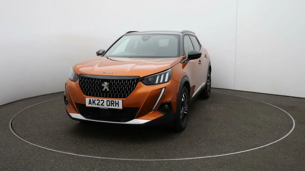 2022-peugeot-2008-suv-12-puretech-gt-big-33