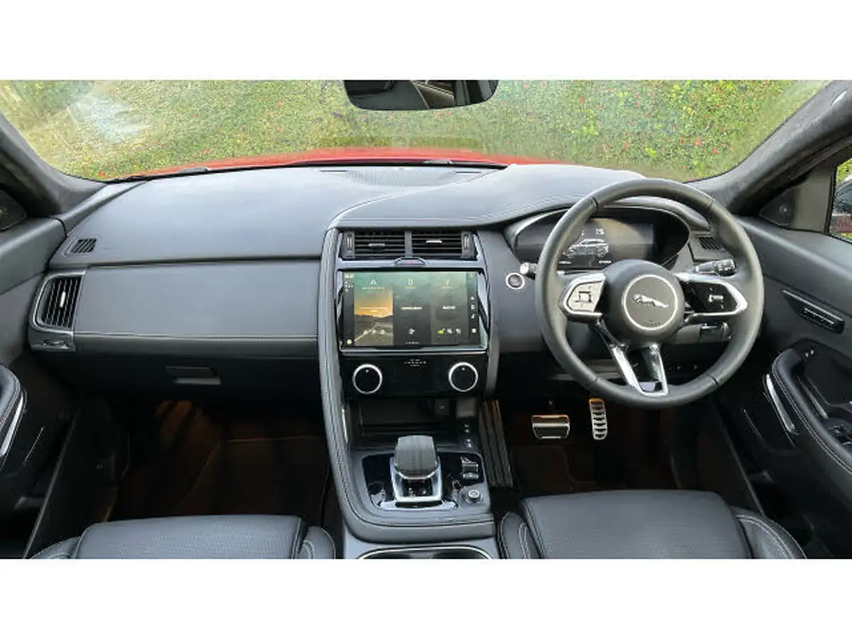 2024-jaguar-e-pace-15-p160-r-dynamic-hse-black-big-8