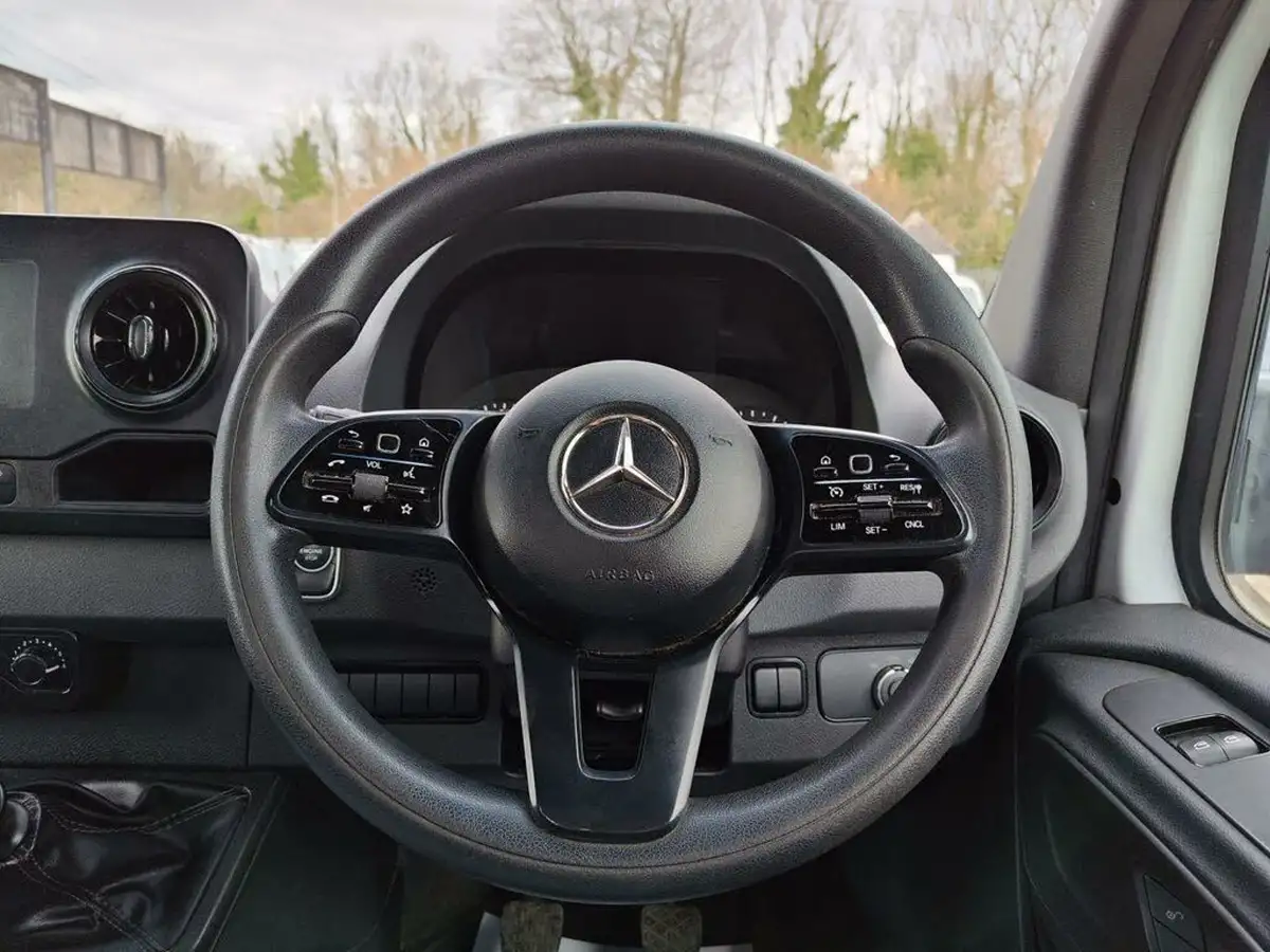 2019-mercedes-benz-sprinter-21cdi-314-l3h1-143pseu6b-chassis-cab-rwd-eco-gear-360-big-7