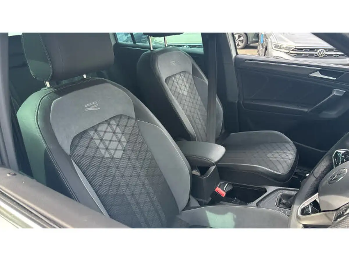 2023-volkswagen-tiguan-15-tsi-r-line-edition-big-31