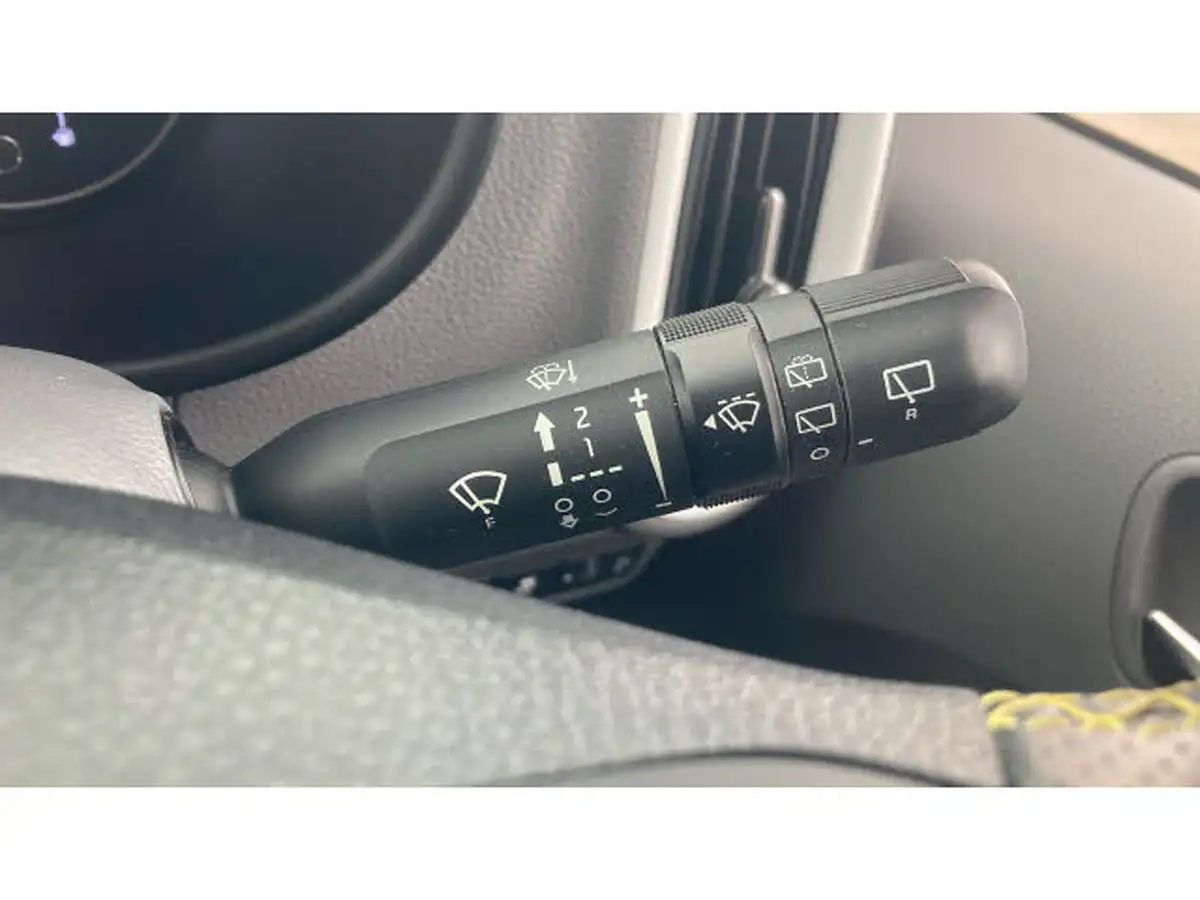 2019-kia-picanto-125-x-line-big-28