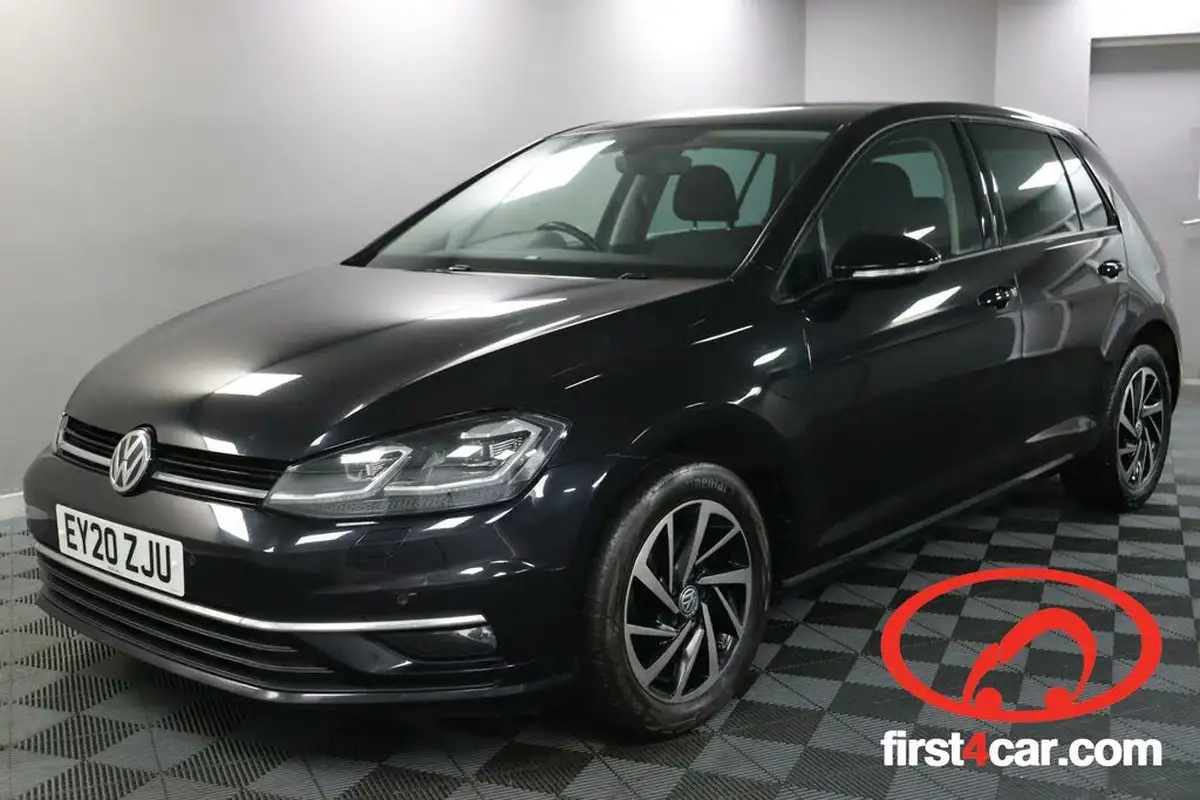 2020-volkswagen-golf-16tdi-match-edition-hatchback-big-0