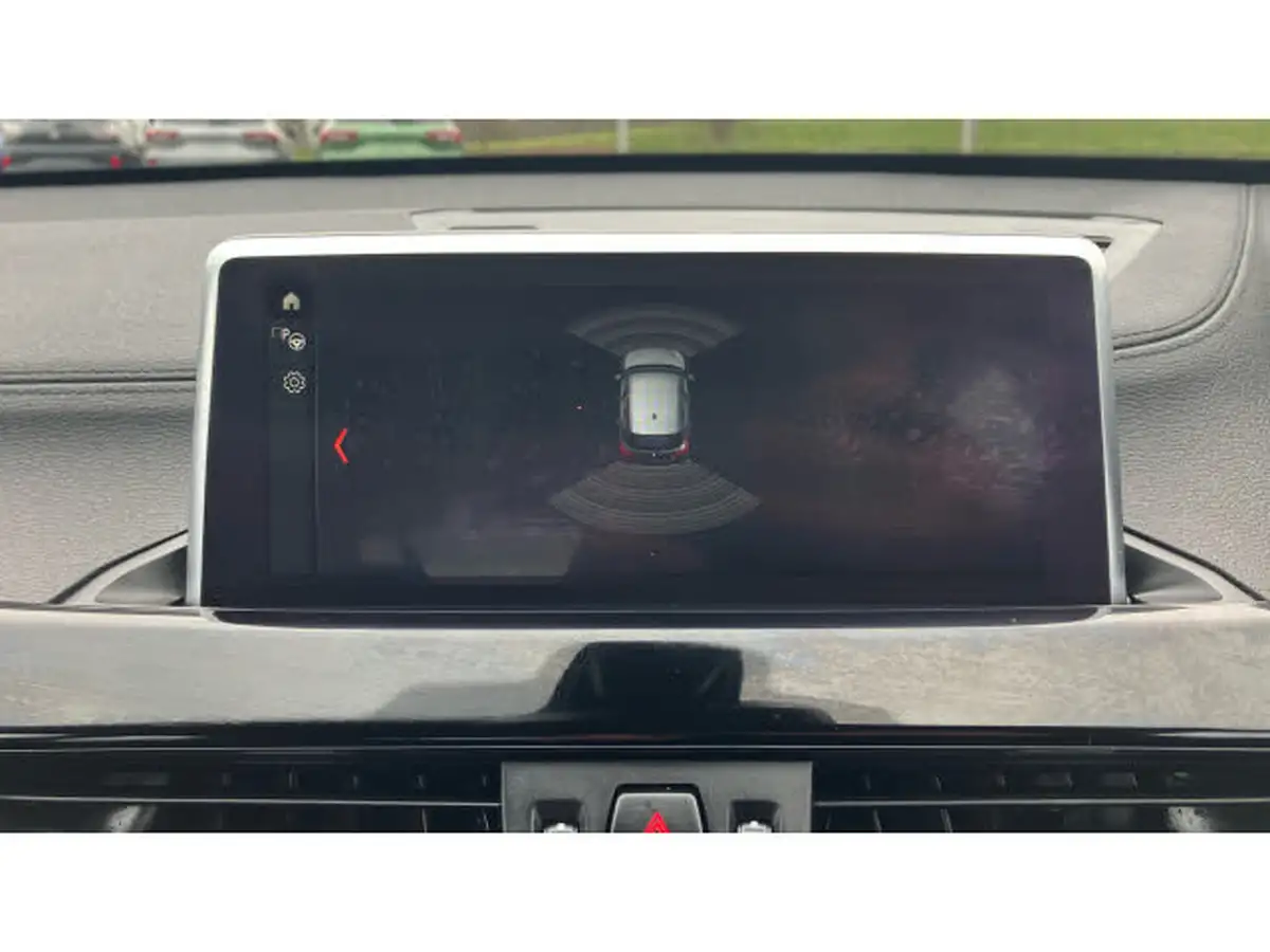 2021-bmw-x1-15-sdrive18i-xline-big-37