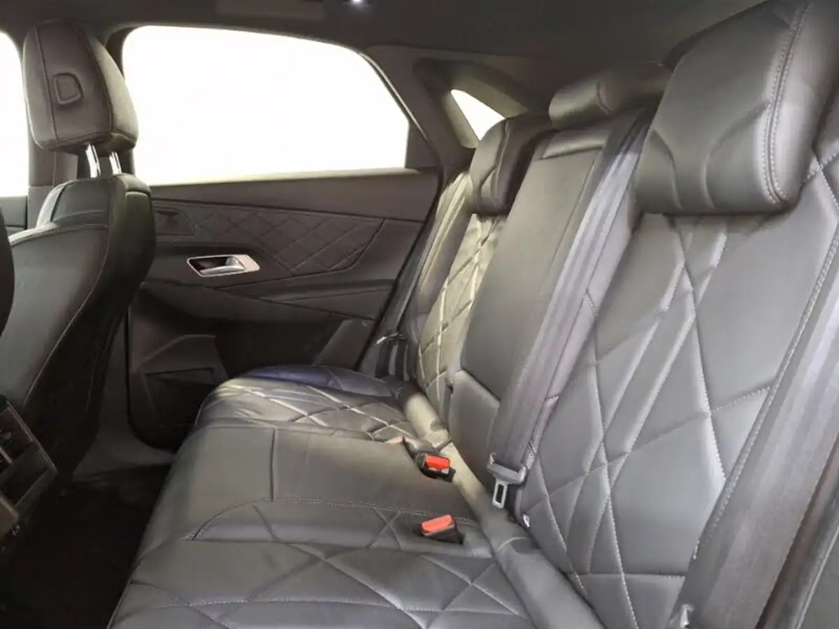 2019-ds-ds-7-crossback-20bluehdi-prestige-big-5