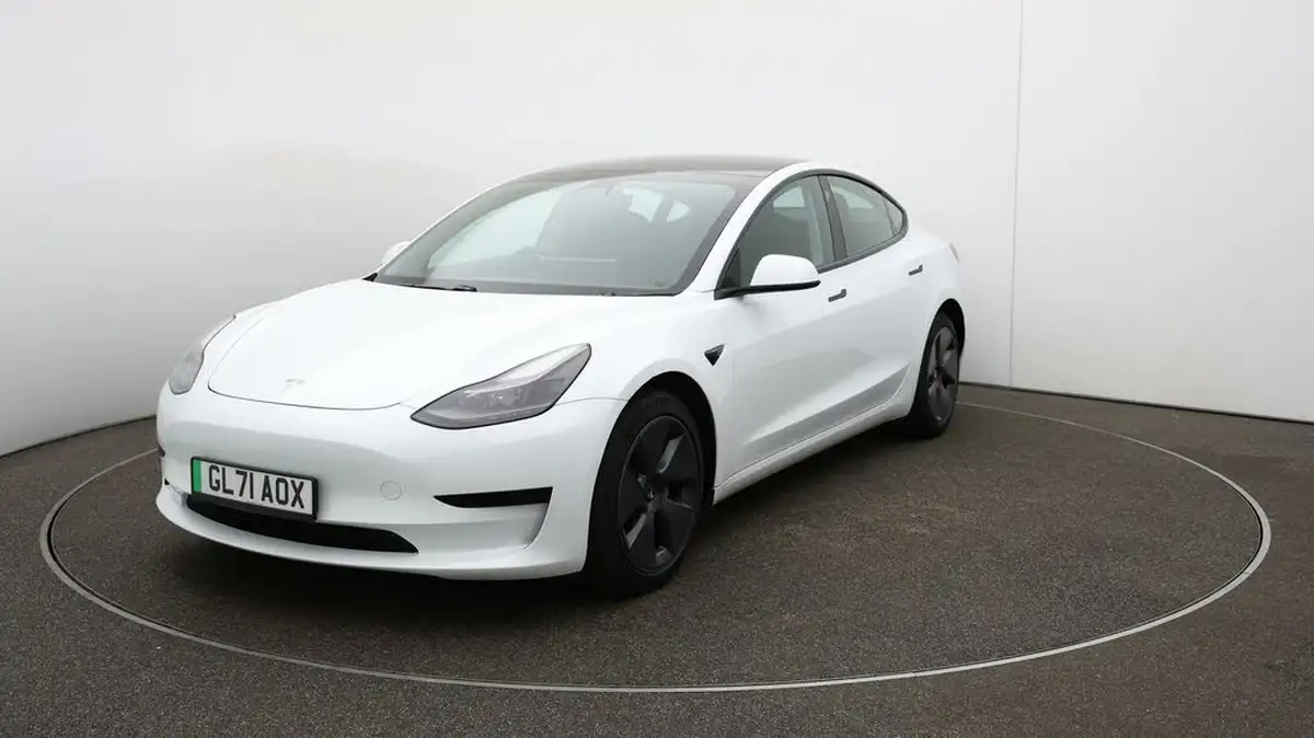 2021-tesla-model-3-e-standard-plus-big-28