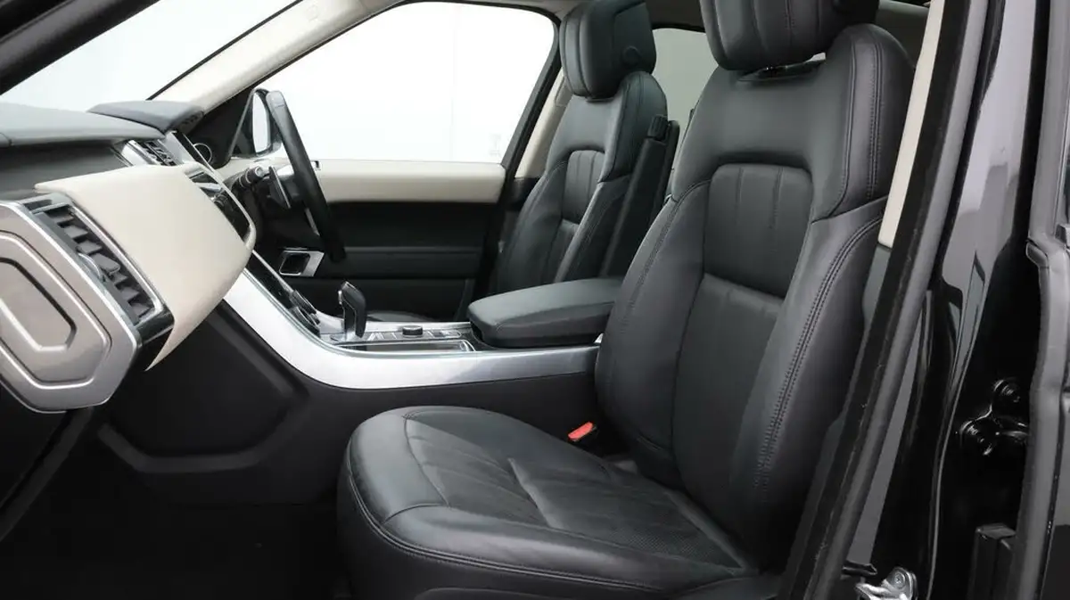 2021-land-rover-range-rover-sport-30-d300-hse-silver-big-14