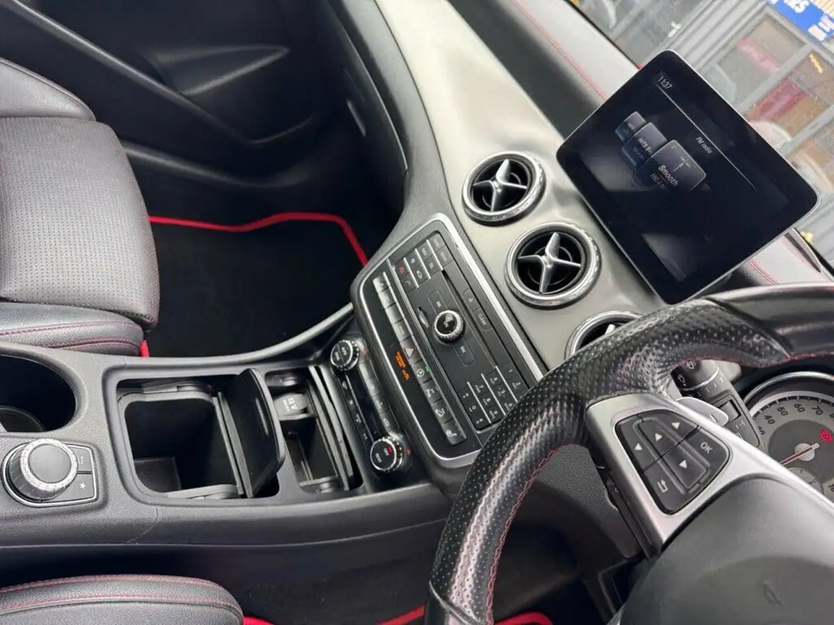 2017-mercedes-benz-gla-class-21d-gla-220d-amg-line-premium-plusss-big-11