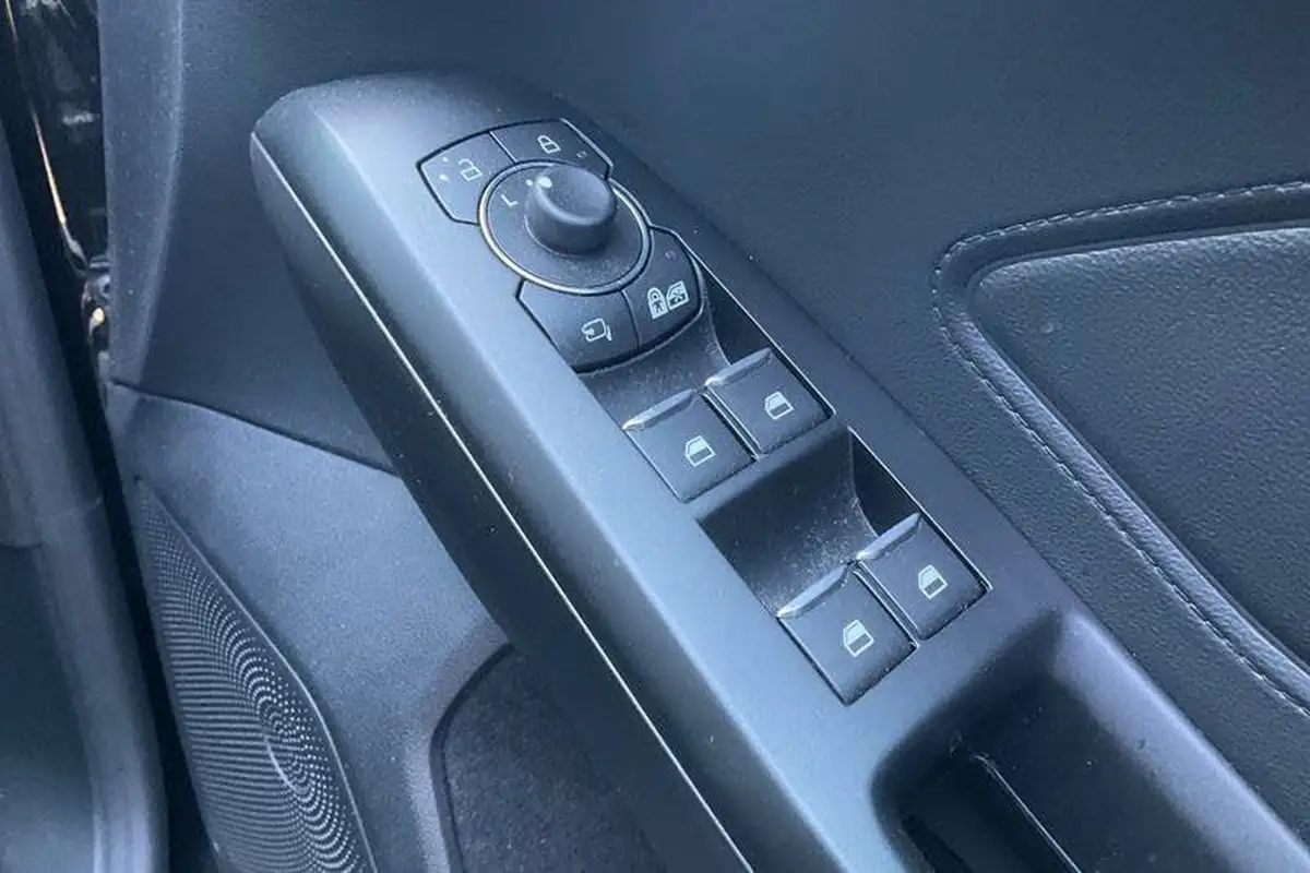 2022-ford-focus-big-15