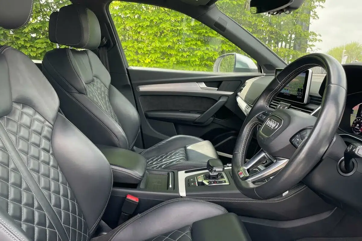 2017-audi-sq5-30-tfsi-quattro-big-23