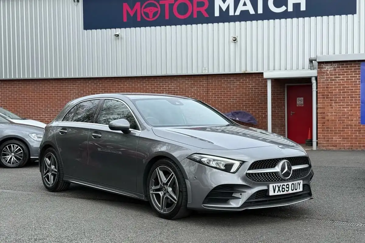 2019-mercedes-benz-a-class-13-a200-amg-line-executive-hatchback-5d-big-39