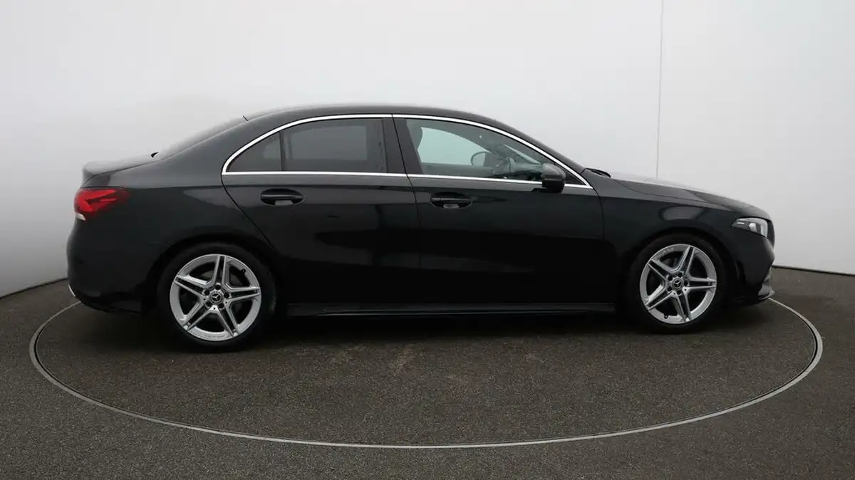 2020-mercedes-benz-a-class-13-a200-amg-line-saloon-4d-7g-dct-big-8