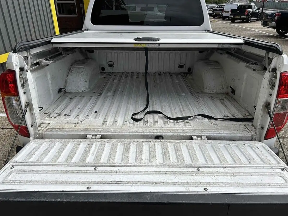 2021-nissan-navara-23dci-tt-n-connecta-8-navi-big-50