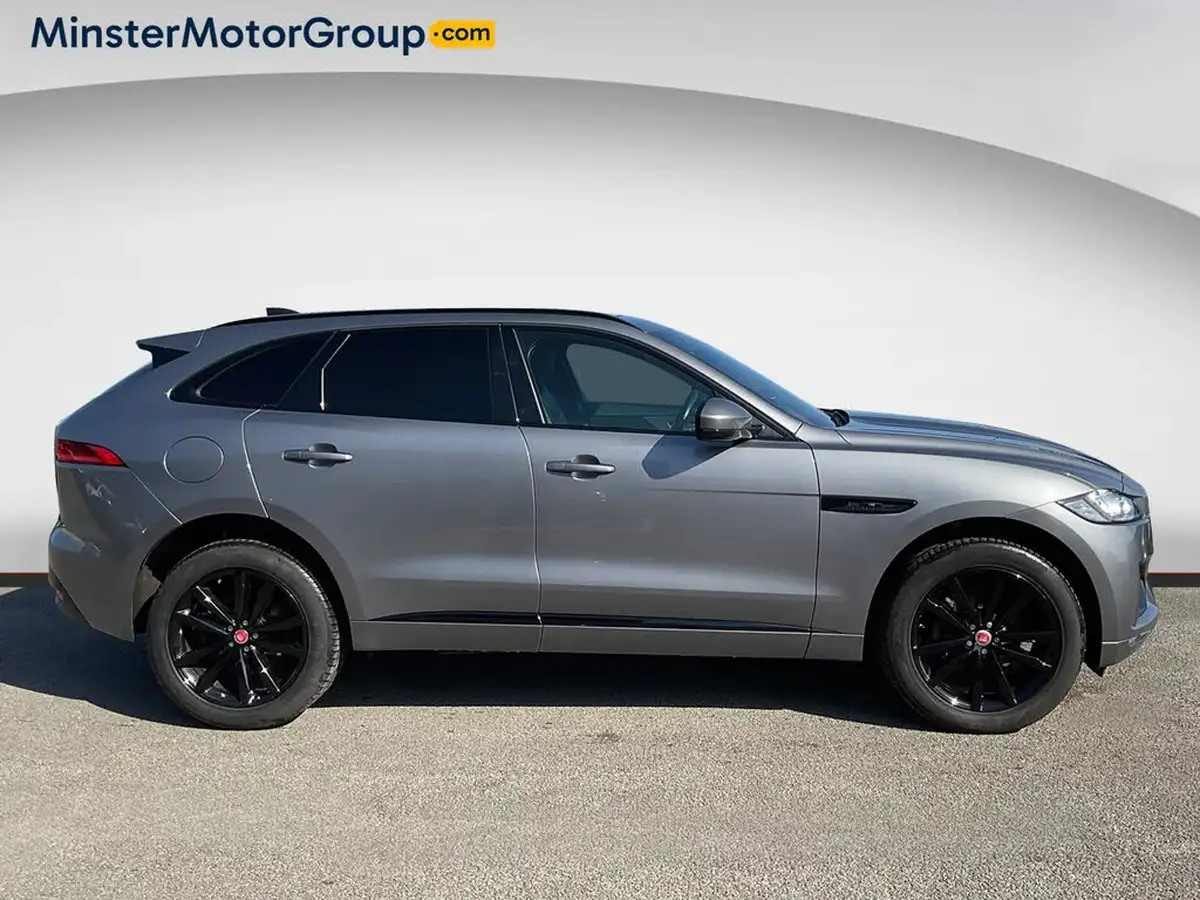 2020-jaguar-f-pace-20-i4d-chequered-flag-180ps-big-1