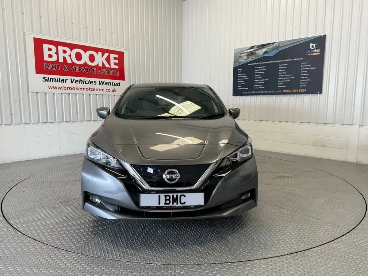 2021-nissan-leaf-e-tekna-big-1