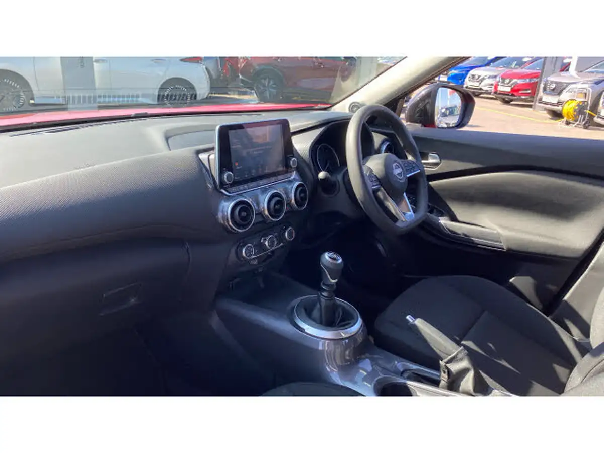 2022-nissan-juke-10-dig-t-acenta-big-8