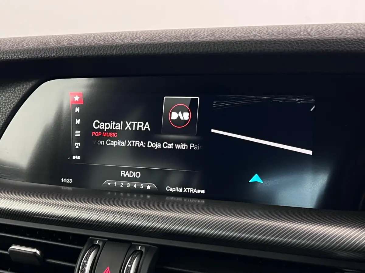 2018-alfa-romeo-stelvio-20-speciale-big-28