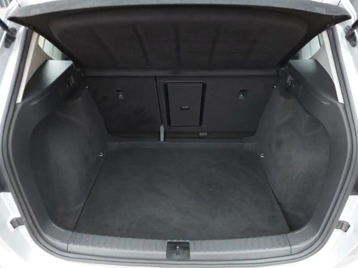 2023-seat-ateca-15-ecotsi-se-technology-dsg-big-7