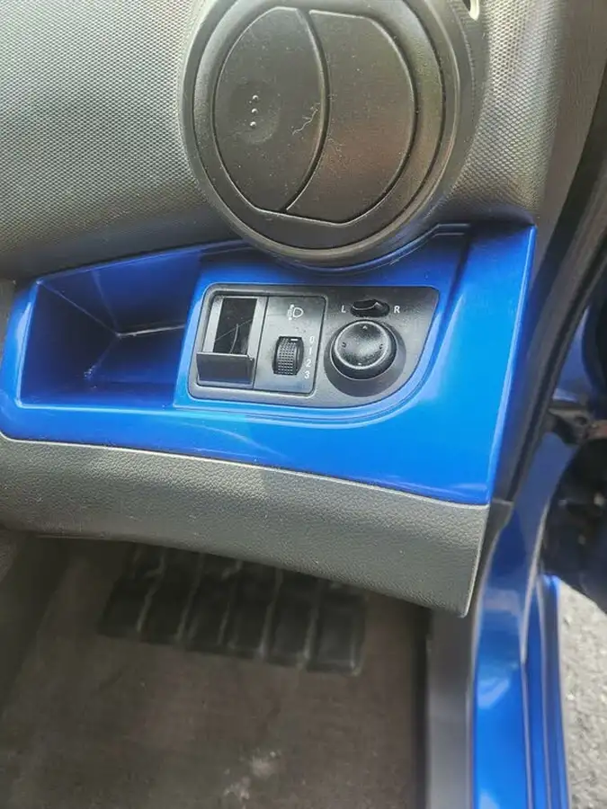 2012-chevrolet-spark-12-ls-big-17