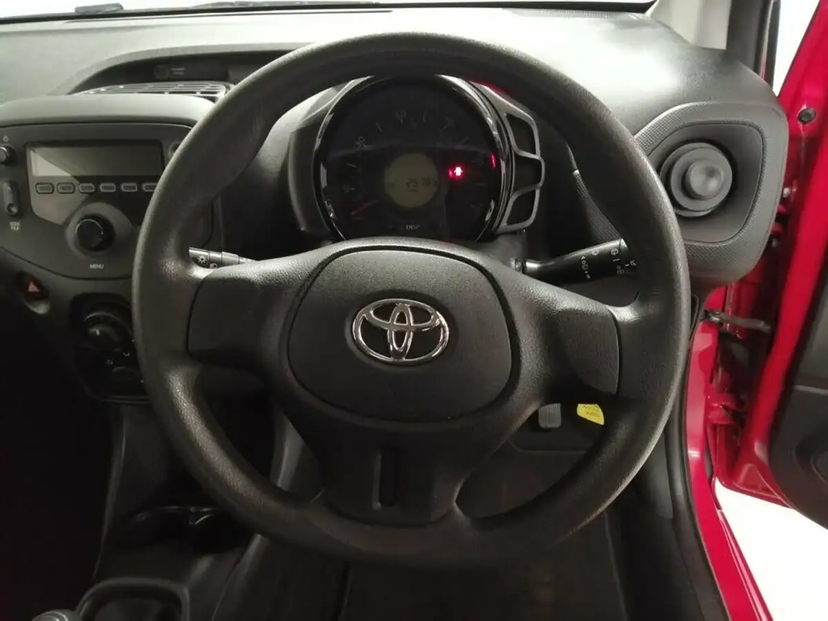 2020-toyota-aygo-10-vvt-i-x-5d-big-6
