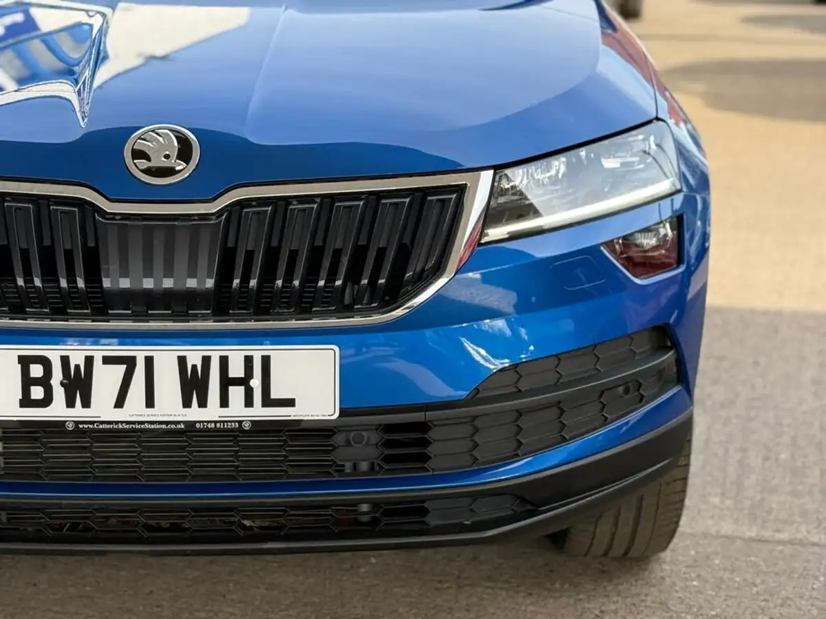 2021-skoda-karoq-15-tsi-se-l-big-17