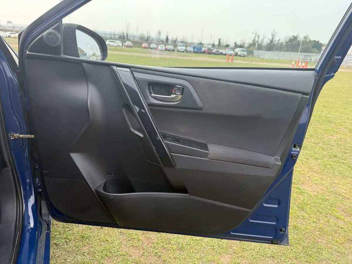 2017-toyota-auris-18-vvt-i-hsd-business-edition-tss-hatchback-big-14