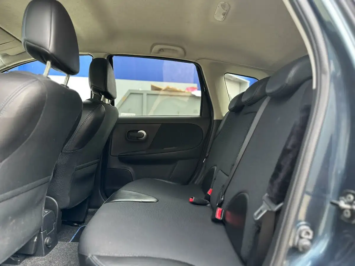 2012-nissan-note-14-n-tec-big-53