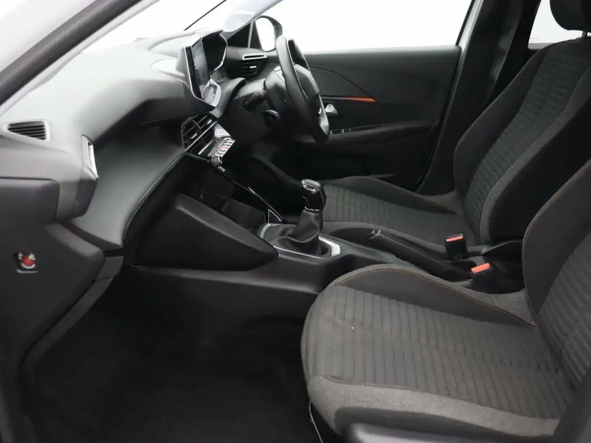 2022-peugeot-208-12-puretech-active-premium-75ps-big-8