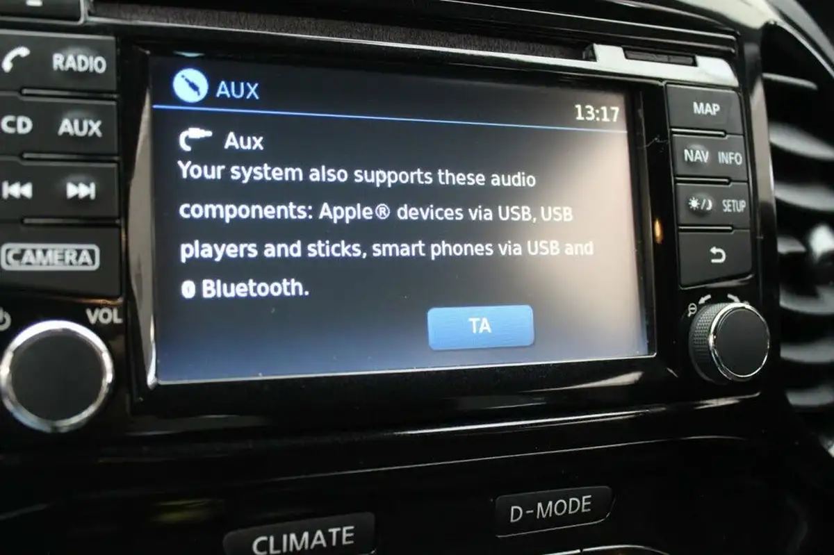 2016-nissan-juke-12-dig-t-n-connecta-ss-big-28