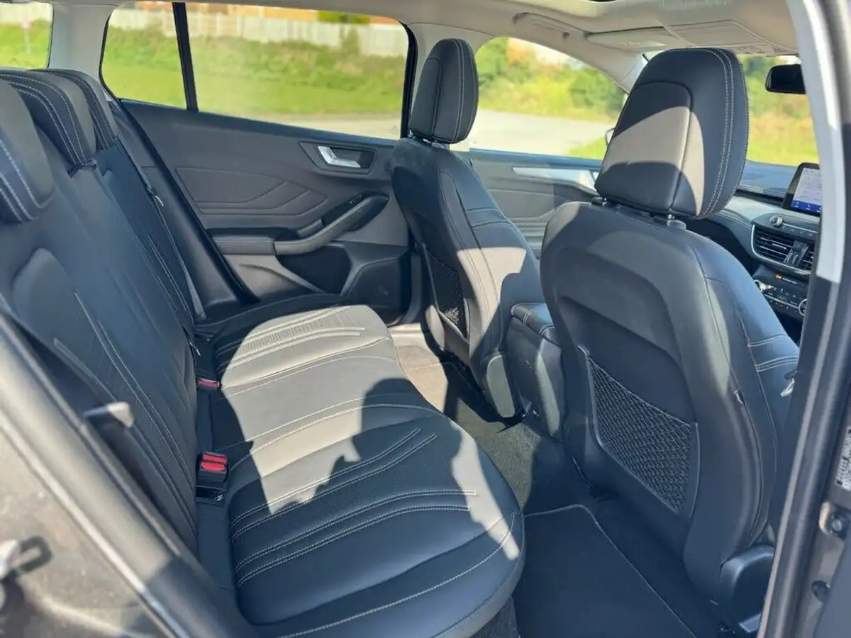 2020-ford-focus-10t-active-x-vignale-edition-155ps-hybrid-mhev-estate-big-30