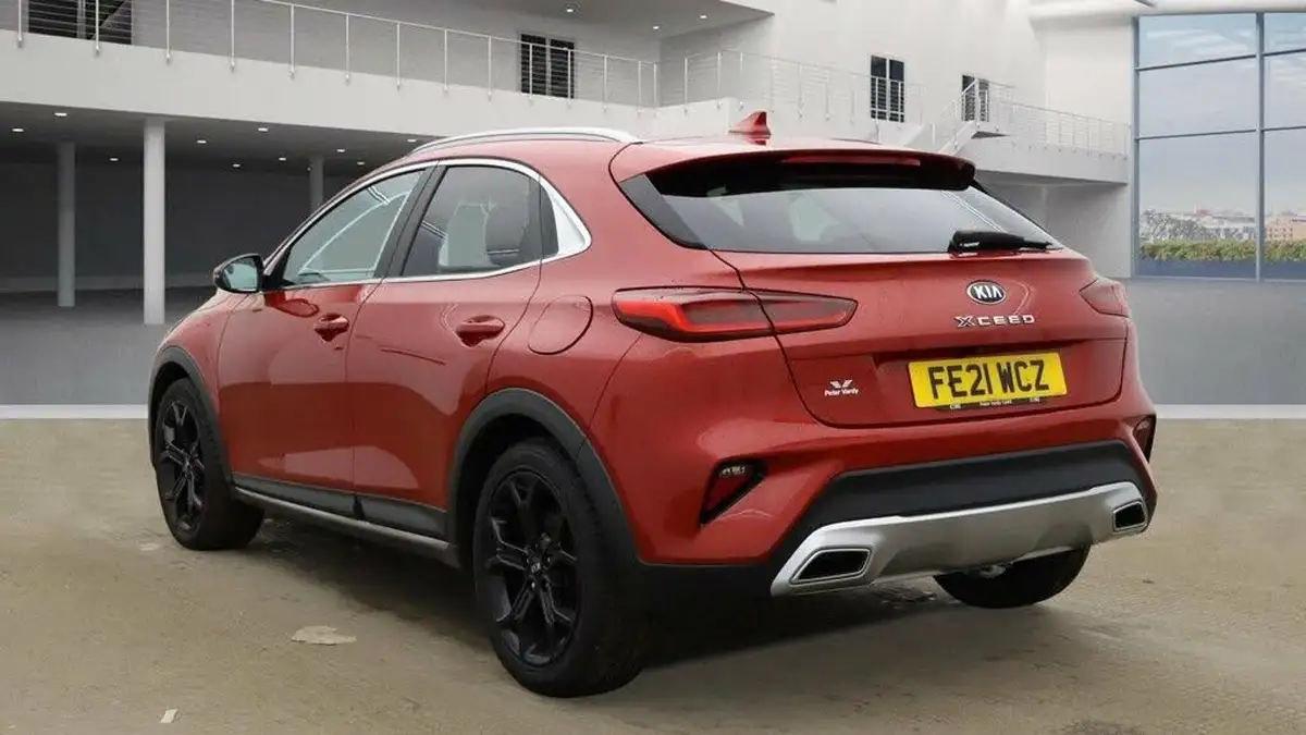 2021-kia-xceed-15-t-gdi-3-big-2