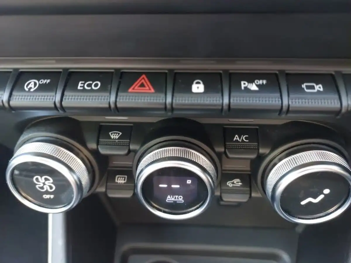 2021-dacia-duster-10-tce-prestige-90bhp-big-16