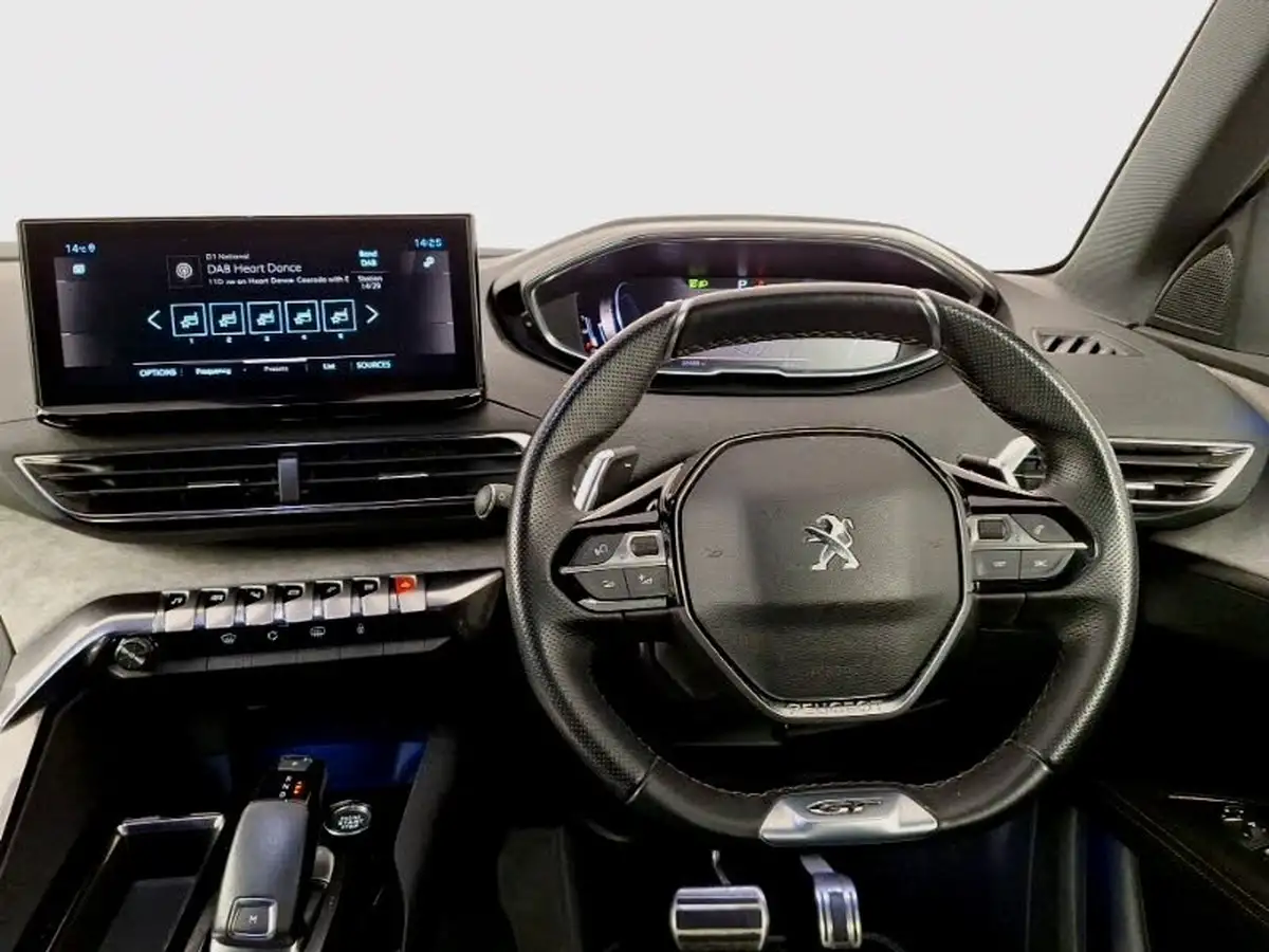 2022-peugeot-5008-suv-15-bluehdi-gt-eat8-big-6