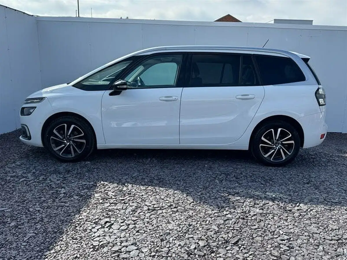 2022-citroen-grand-c4-spacetourer-12-puretech-shine-eat8-big-3