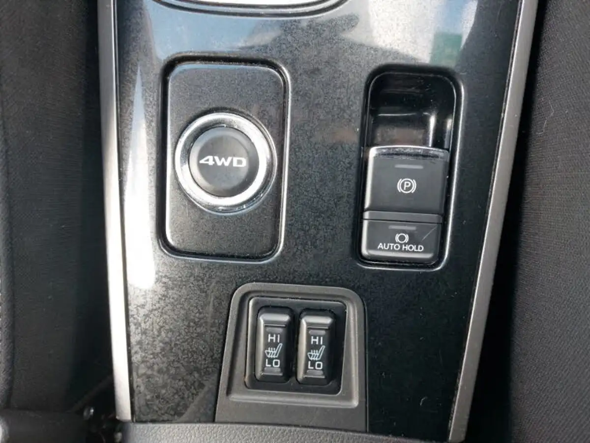 2019-mitsubishi-outlander-20-juro-7st-big-16