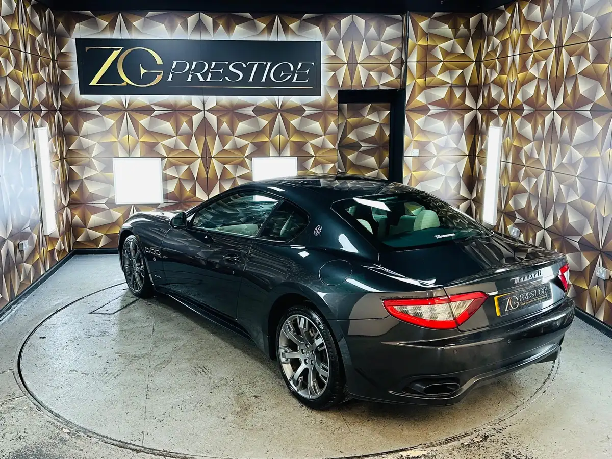 2016-maserati-granturismo-47-sport-big-24