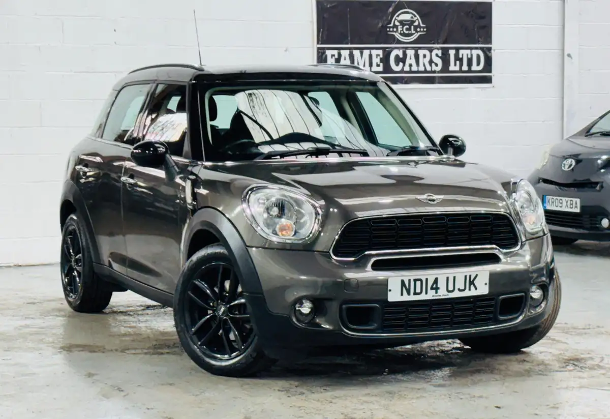 2014-mini-countryman-20td-cooper-sd-auto-big-0