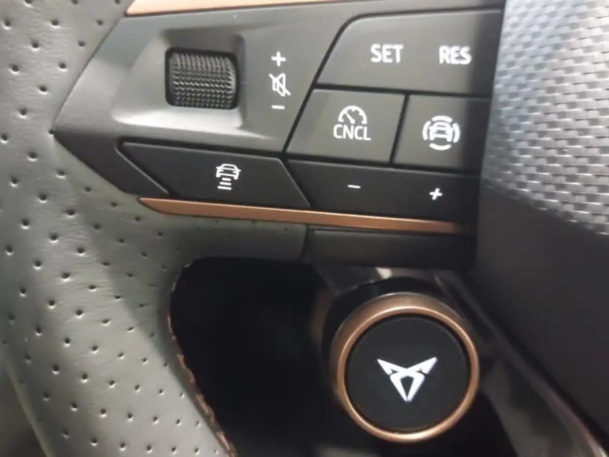 2024-cupra-formentor-15-etsi-v1-big-16