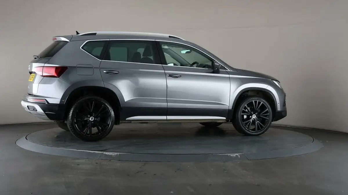 2022-seat-ateca-15-ecotsi-xperience-lux-dsg-big-55