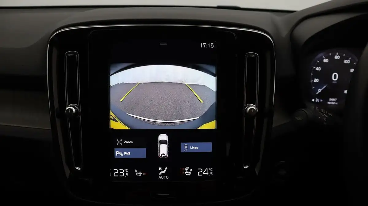 2021-volvo-xc40-15-t3-inscription-163bhp-geartronic-big-23