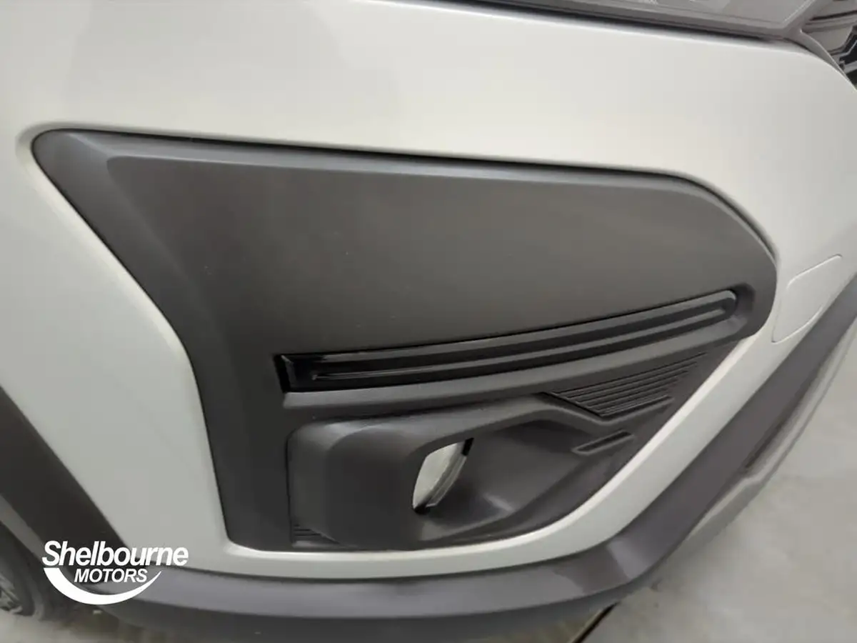 2023-renault-clio-10-tce-rs-line-big-23