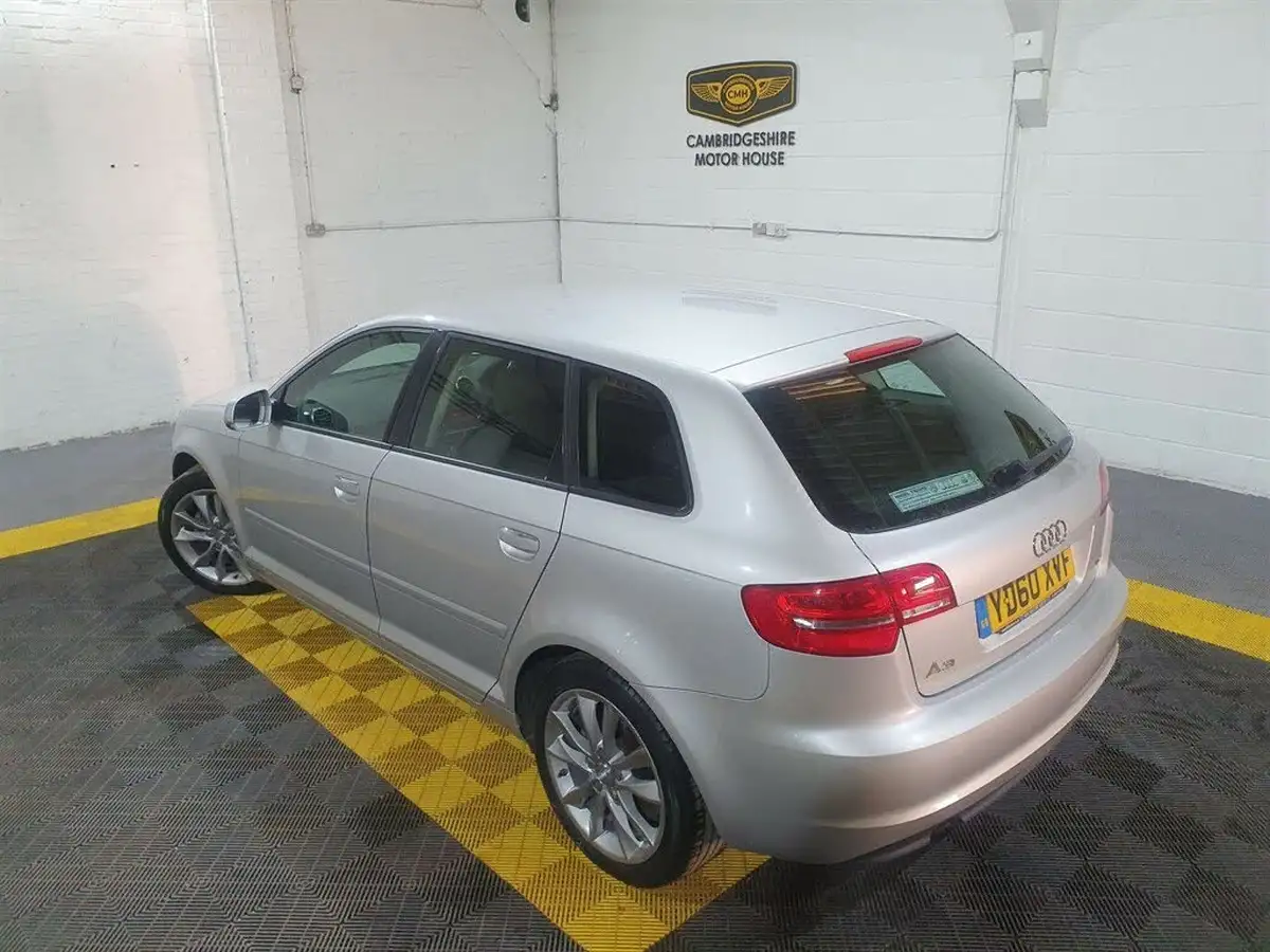 2010-audi-a3-20td-s-line-140ps-sportback-5d-big-10