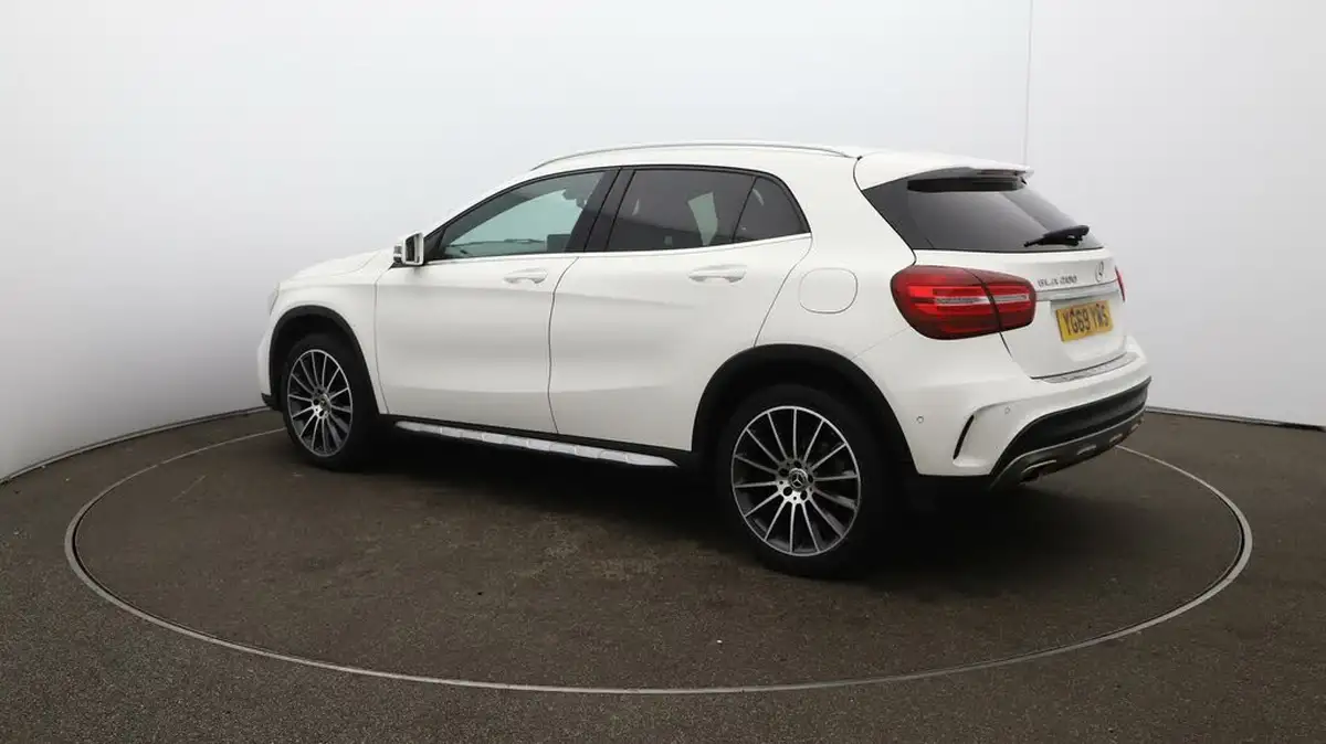 2019-mercedes-benz-gla-class-16-gla-200-amg-line-edition-7g-dct-big-26