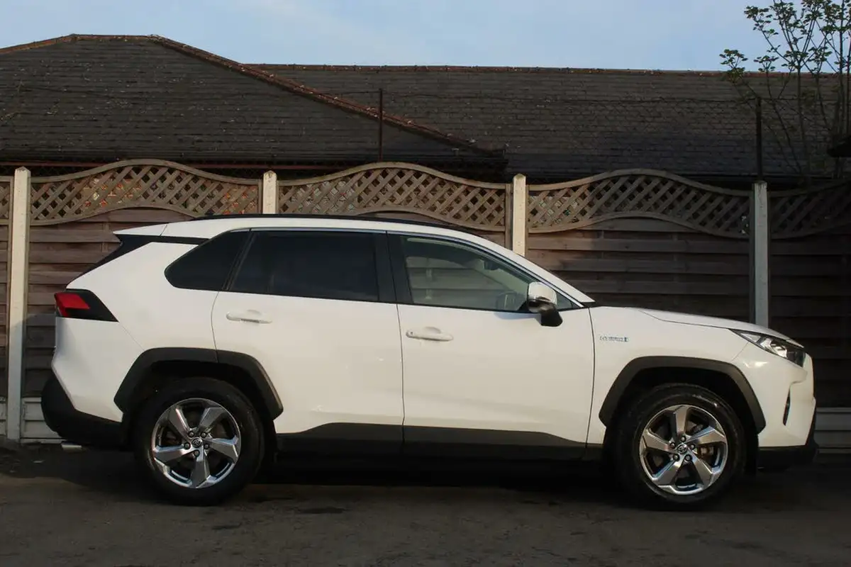 2021-toyota-rav4-25-vvt-i-design-219bhp-big-4