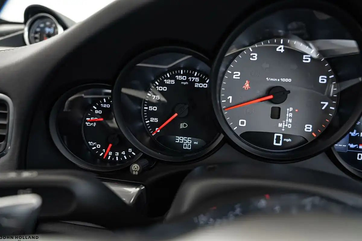 2018-porsche-911-30-carrera-4-s-420bhp-4-s-coupe-pdk-big-31