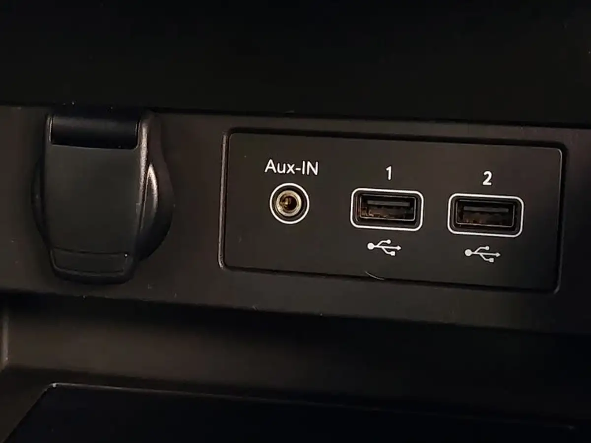 2021-renault-clio-10-tce-iconic-90ps-big-14