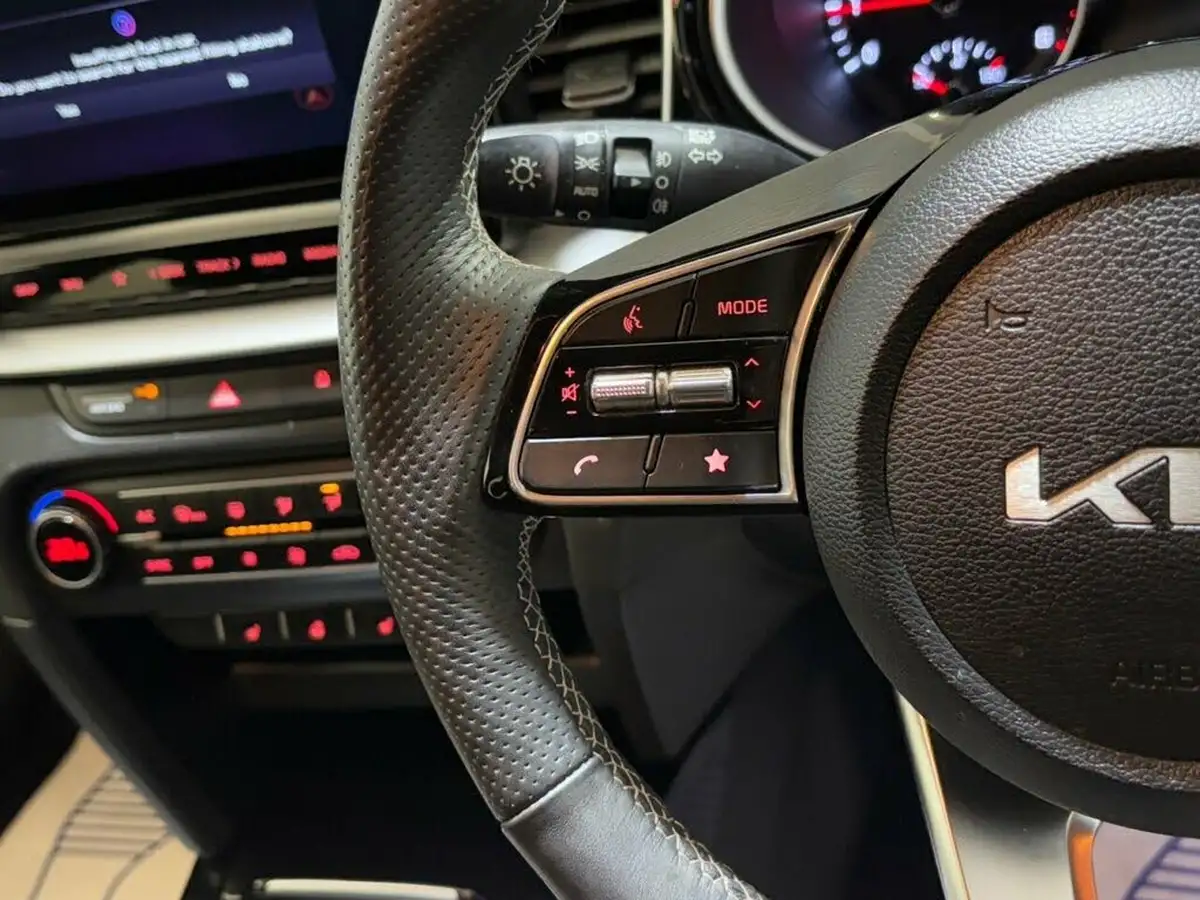2023-kia-xceed-15-t-gdi-gt-line-158bhp-big-19
